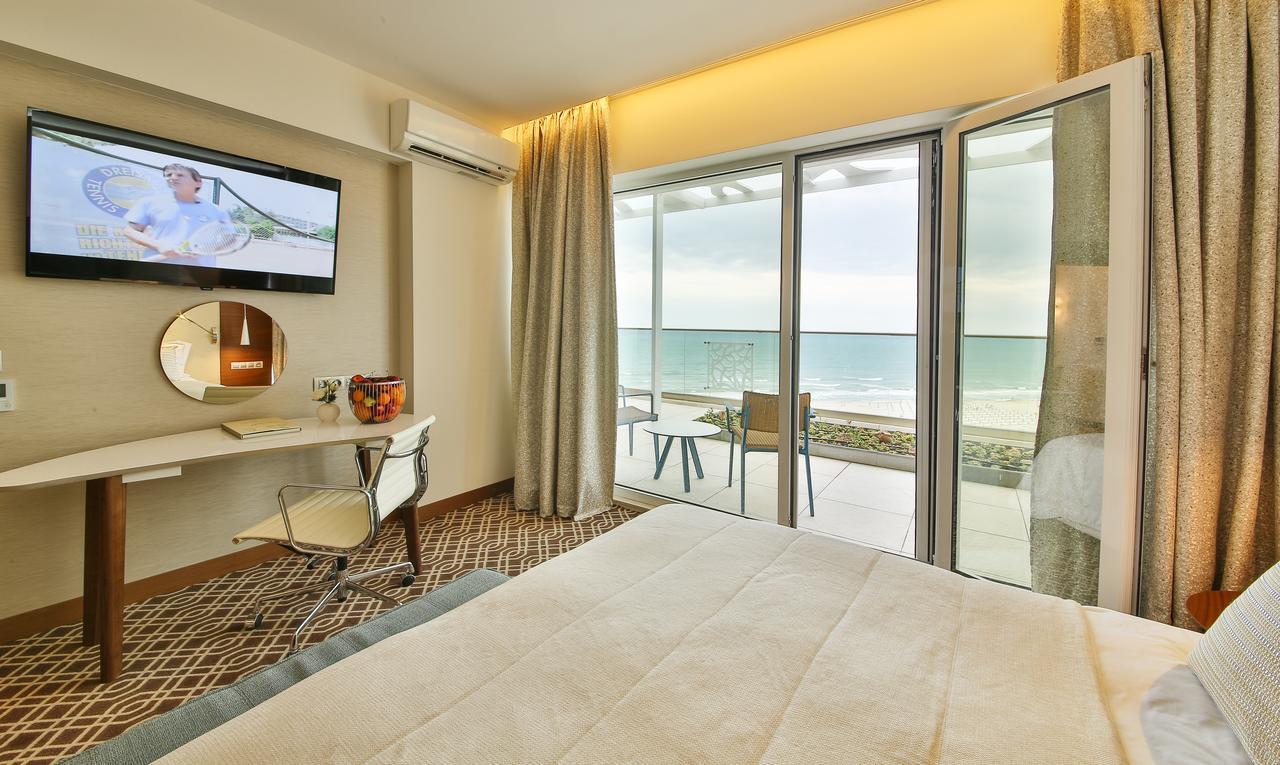 Maritim Hotel Paradise Blue Albena Exterior foto